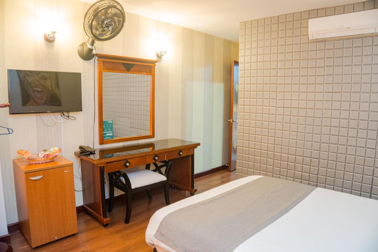 Ayenda Imperio Real Hotel Pereira Ngoại thất bức ảnh
